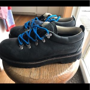 Merrell Men’s Wilderness Path low boot sz9